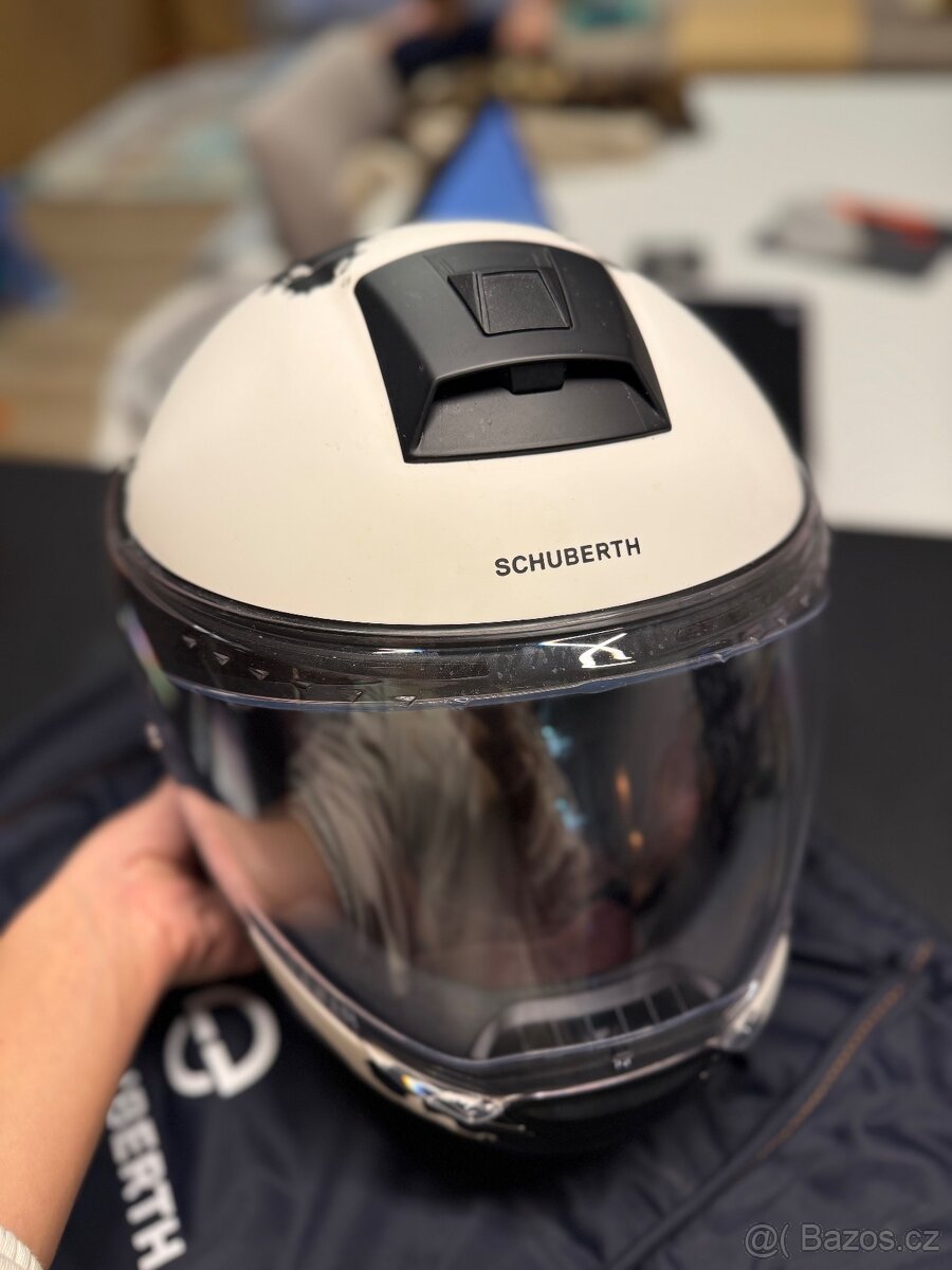 Schuberth C4 pro magnitudo vyklápěcí helma - 7