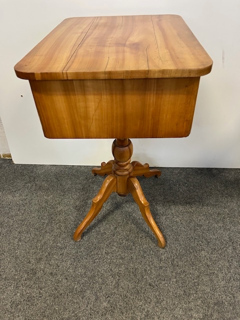 Šicí stolek biedermeier - originál. - 7