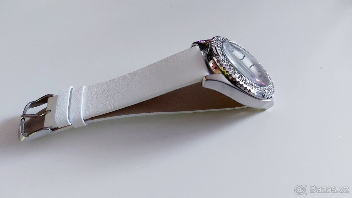 damske hodinky guess - 7