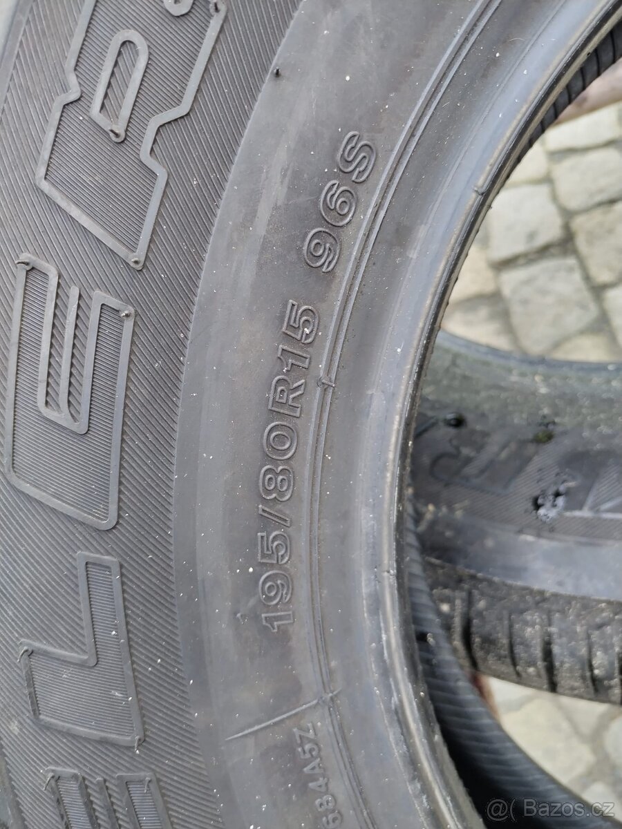 195/80/15 celorocni DUNLOP a BRIDGESTONE 195/80 R15 - 7