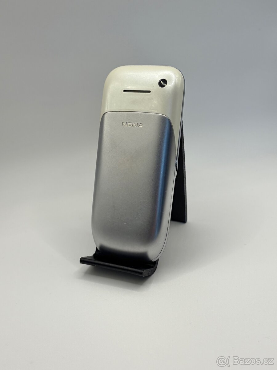 Mobilní telefon Nokia 8830e 2GB - 7