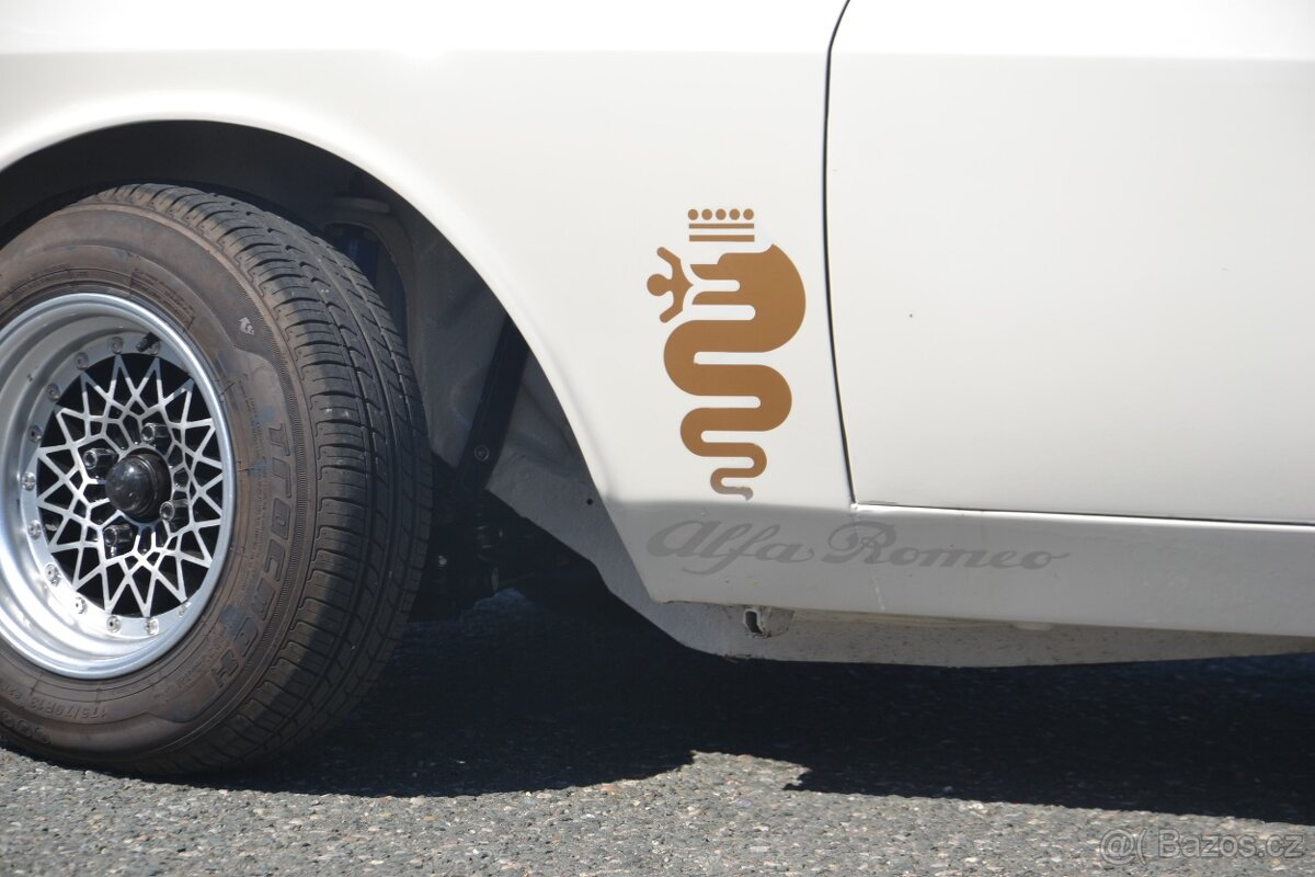 Alfa Romeo GT Junior 1600 GT coupe - 7