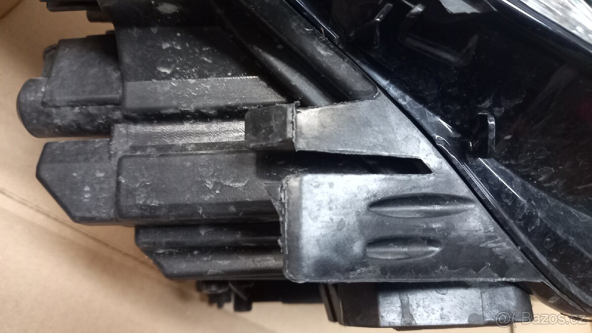 Pravý světlomet VW Touran Led - 7