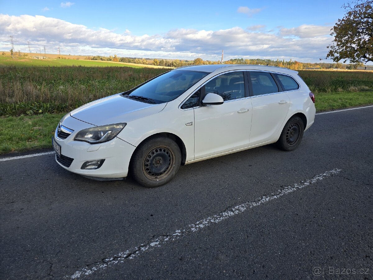 Opel astra J - 7