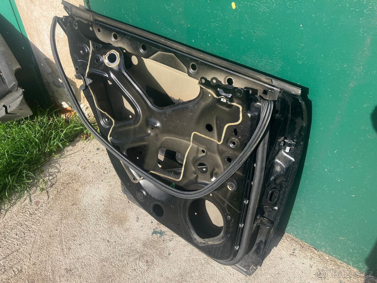 LZ dveře Audi A4 B7 avant S-line. - 7