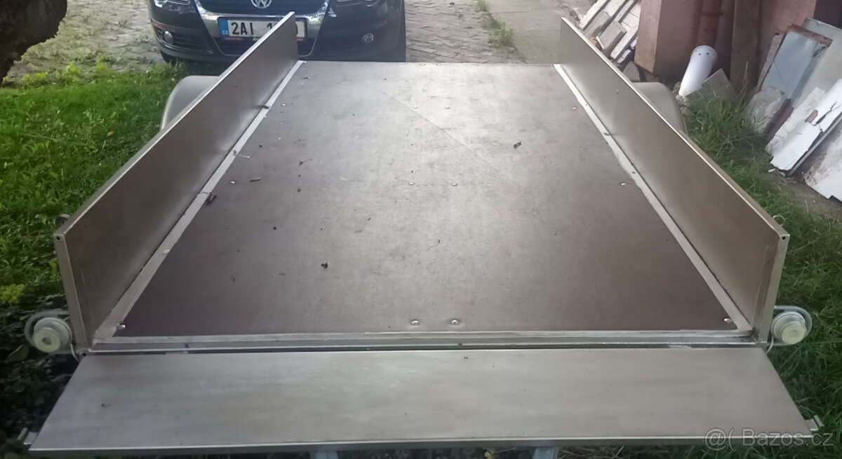 PŘíVĚS NÁKLADNÍ VALNíKOVÝ - 7