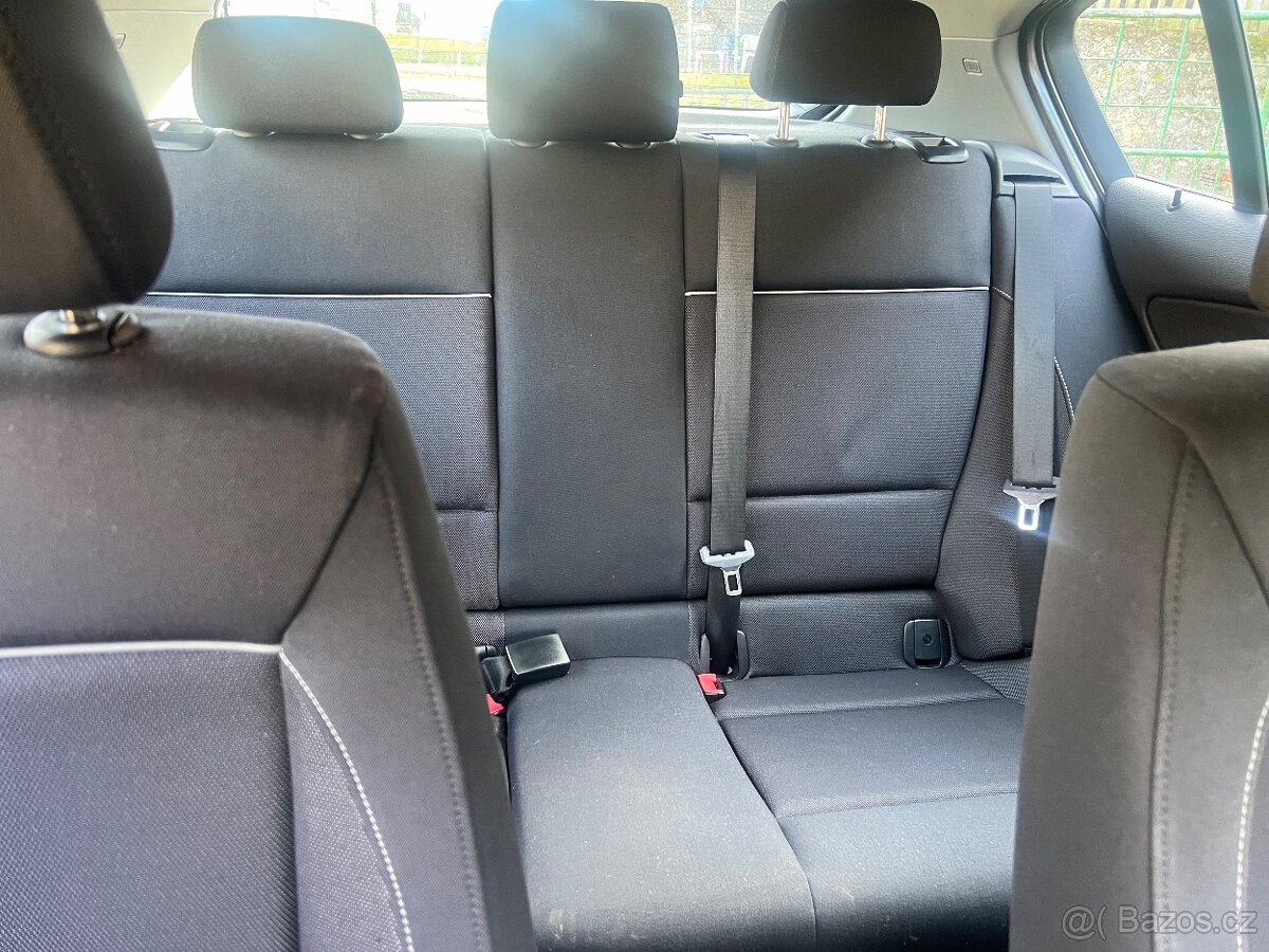 Prodám BMW 1,1.6 benzín - 7