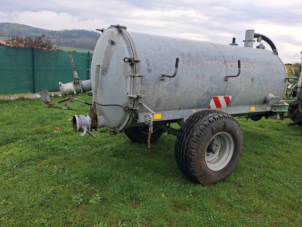 FEKÁL 4000 LITRŮ - 7