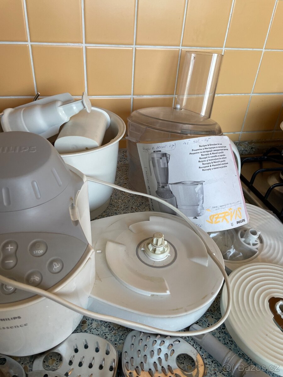 Kuchyňský robot Philips Essence HR 7756 - 7
