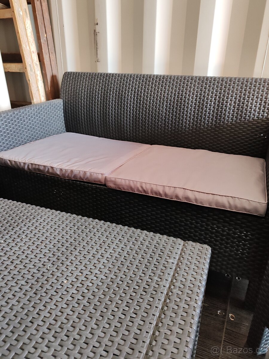 Prodám Zahradní set ratanového nábytku - 7