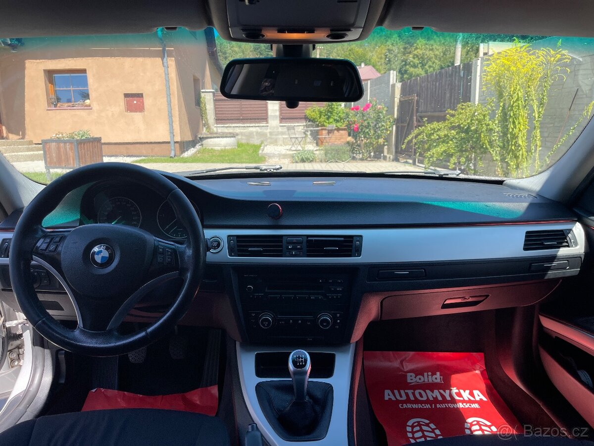 BMW E90 318d 105KW 2010 - 7