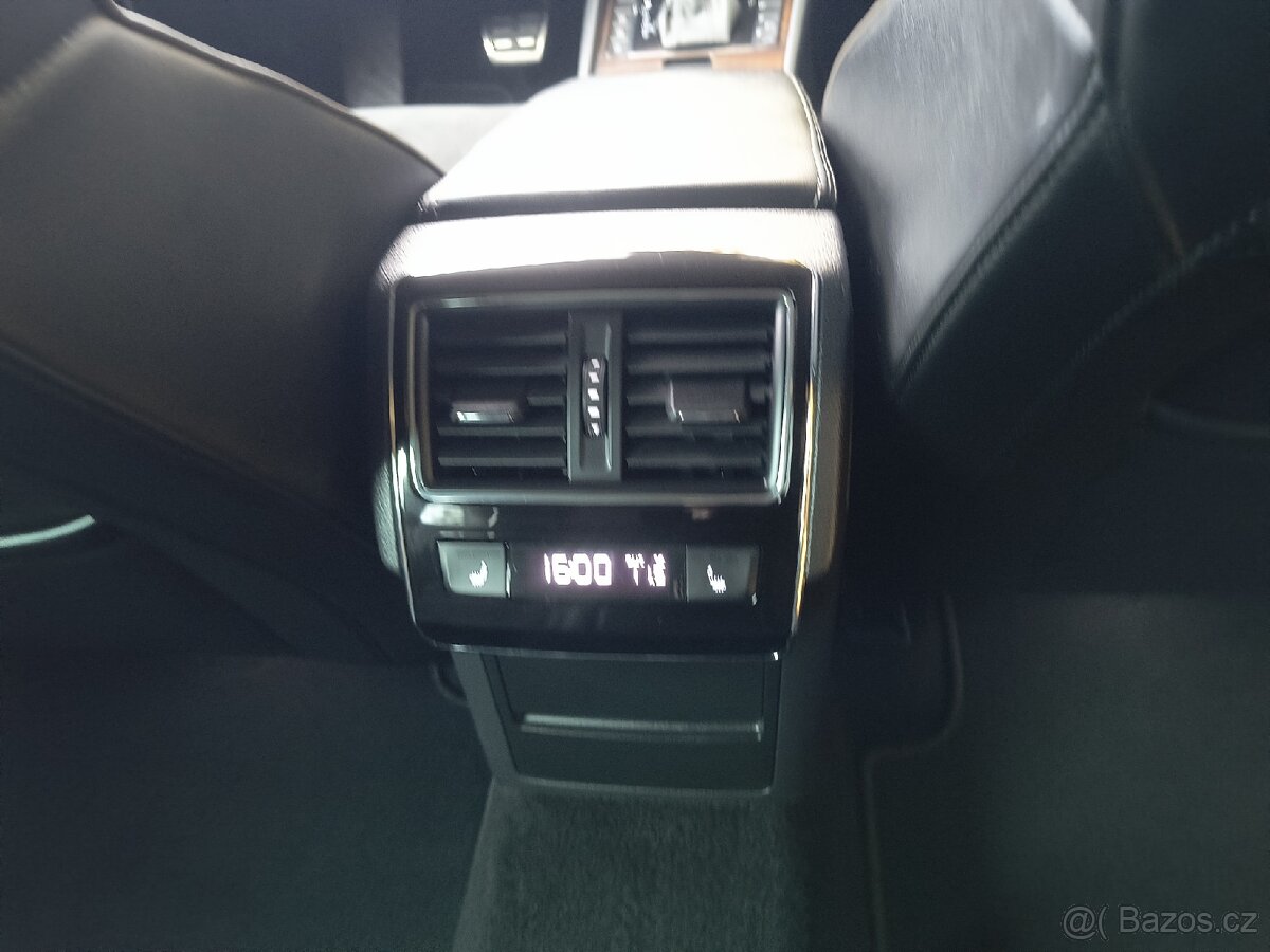 Škoda Superb combi Scout 4x4 - 7