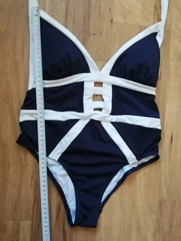 Anime - nádherné dívčí (dámské) jednodílné modrobílé plavky - 7