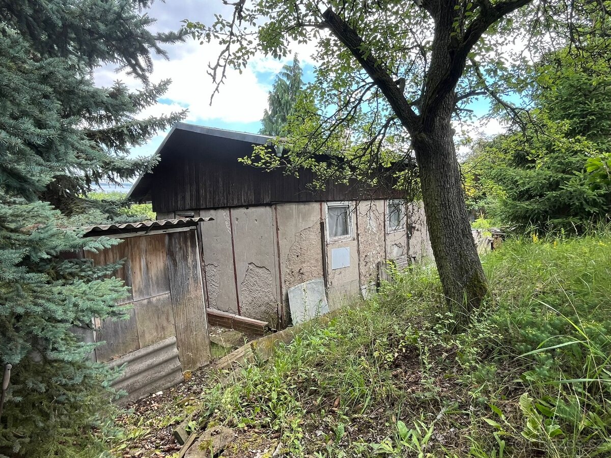 Chata se zahradou v Polákách - 7