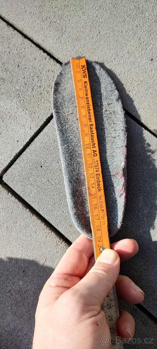 Lyže 100 Atomic, lyžáky, helma - 7