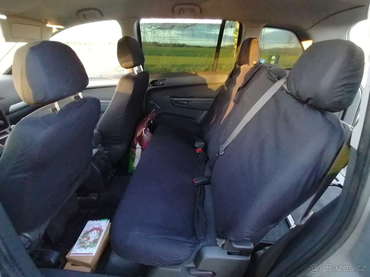Opel Zafira, 1.7 CDTI, 7 míst - 7