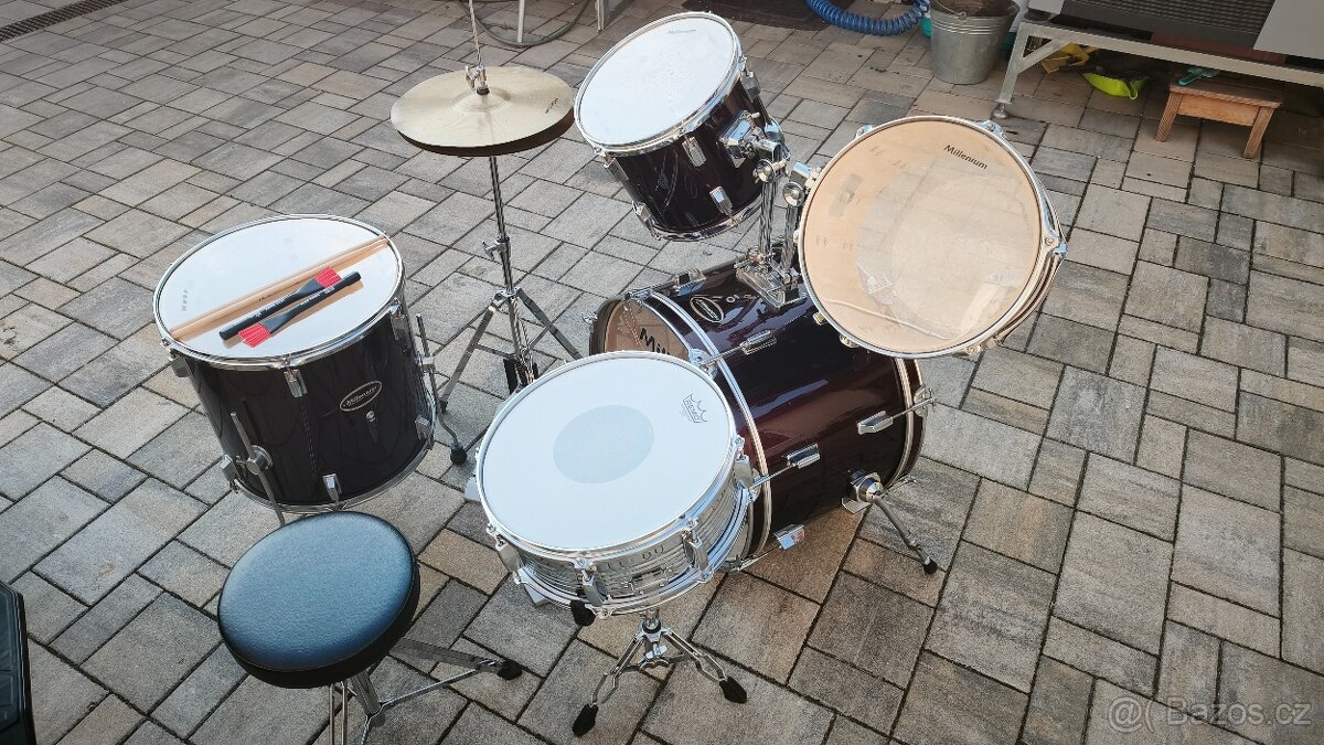 Souprava bicích Millenium. - 7