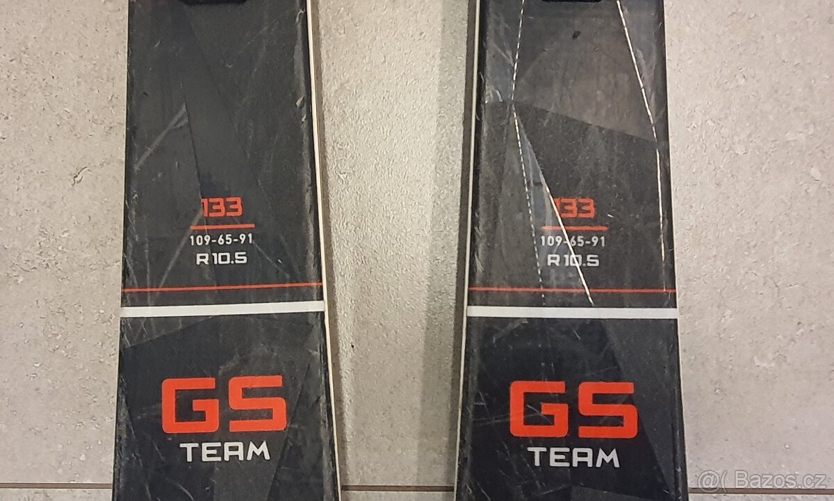 Juniorské Stockli WRT GS 133cm, R10.5 - 7