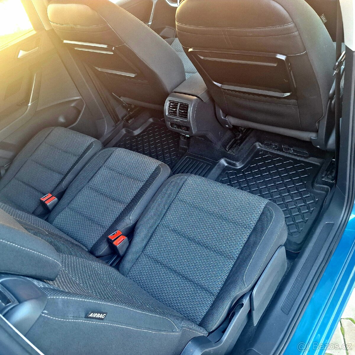 VW Touran (5T1), 7-místní, 09/2016
- 7