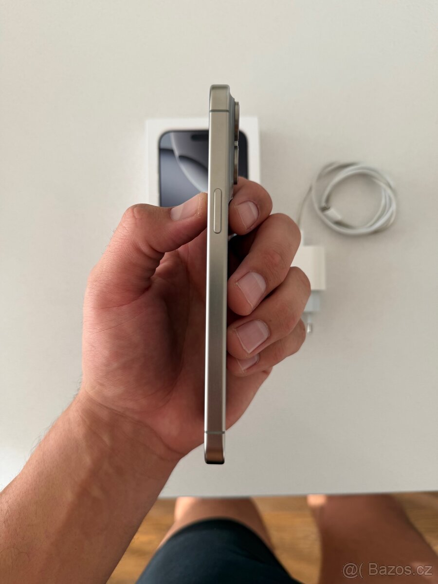 Prodám IPhone 15 Pro Max 256GB - 7