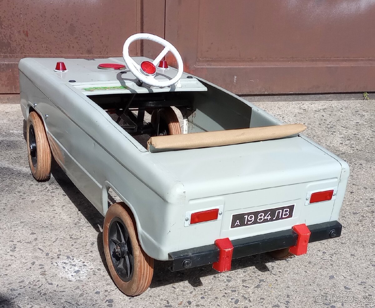 Šlapací autíčko Vaz. - 7