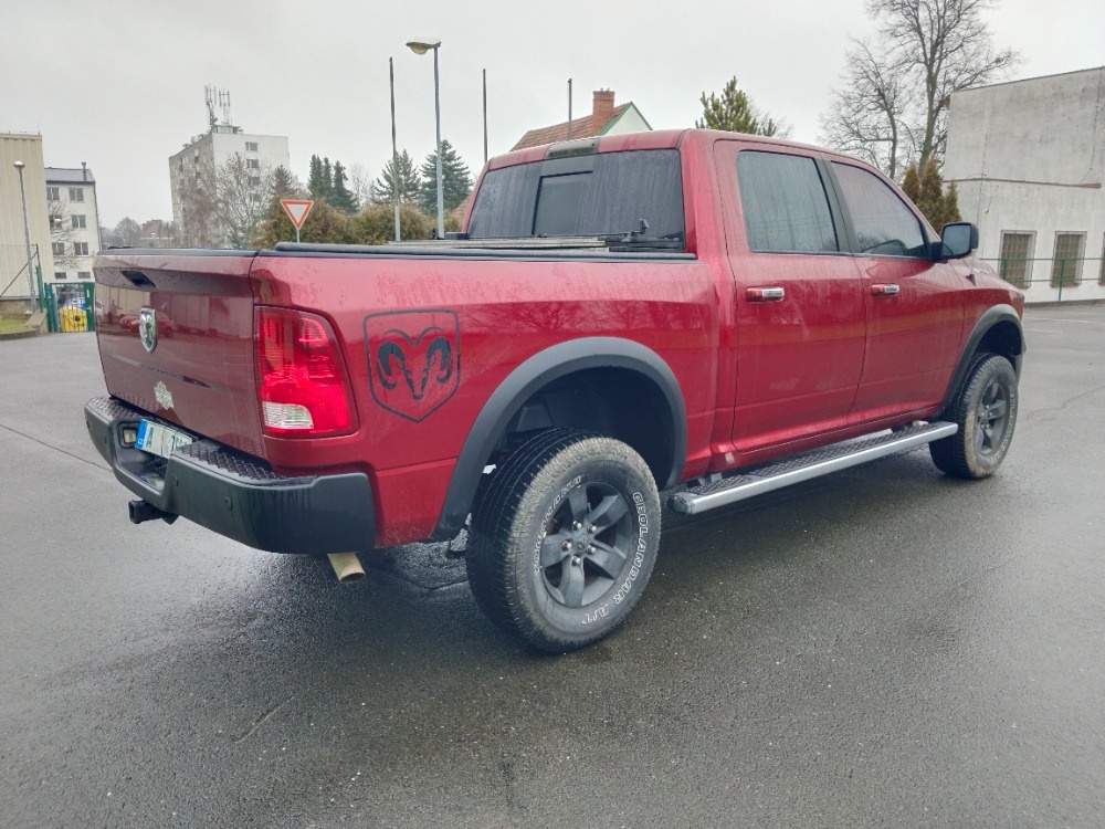 DODGE RAM 1500 5.7 HEMI, rok 2015, 4x4 - 7
