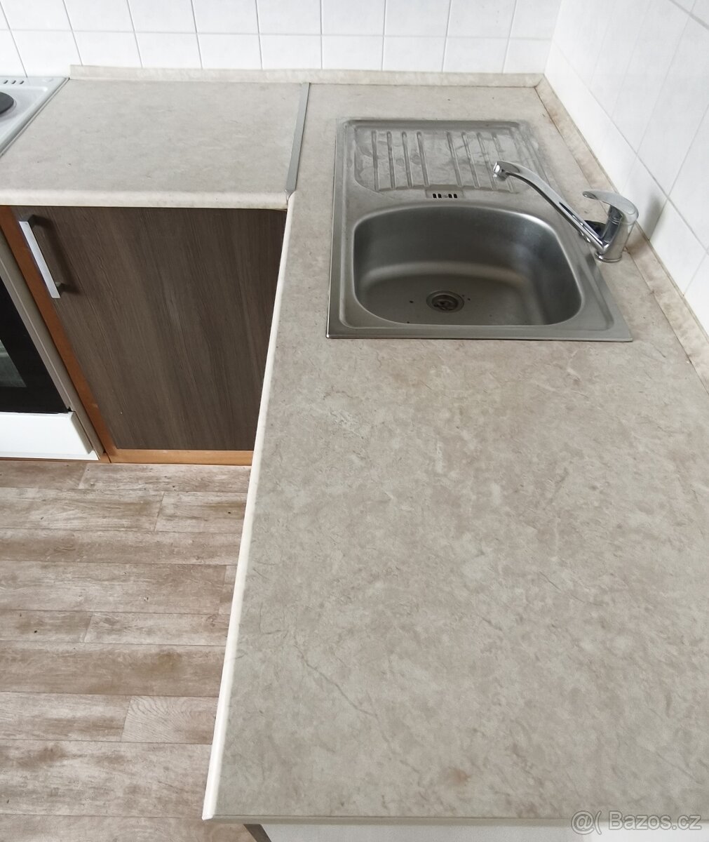 Velká kuchyňská linka - 7