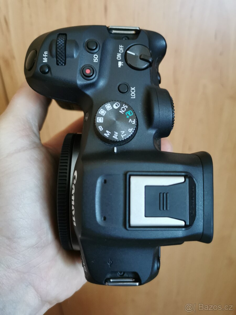 CANON R7 - 7