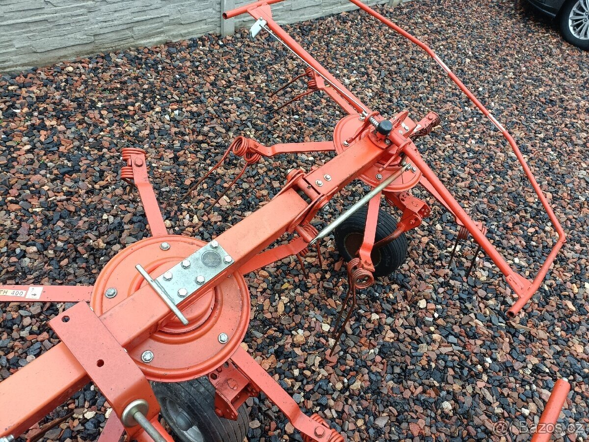 4,0m Obraceč sena FELLA TH400 DN - lehký jen 260kg - 7