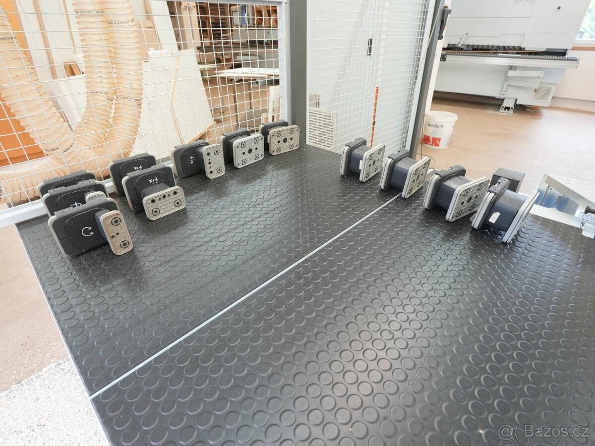 CNC obráběcí centrum WEEKE Venture 5 M - 7