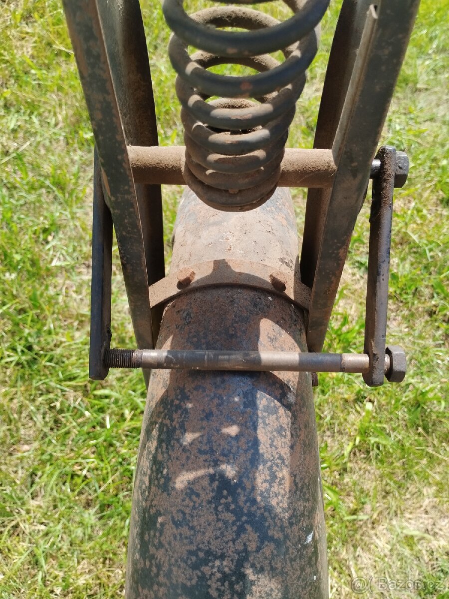 Přední vidlice NSU 125 ZDB originální stav včetně barvy - 7