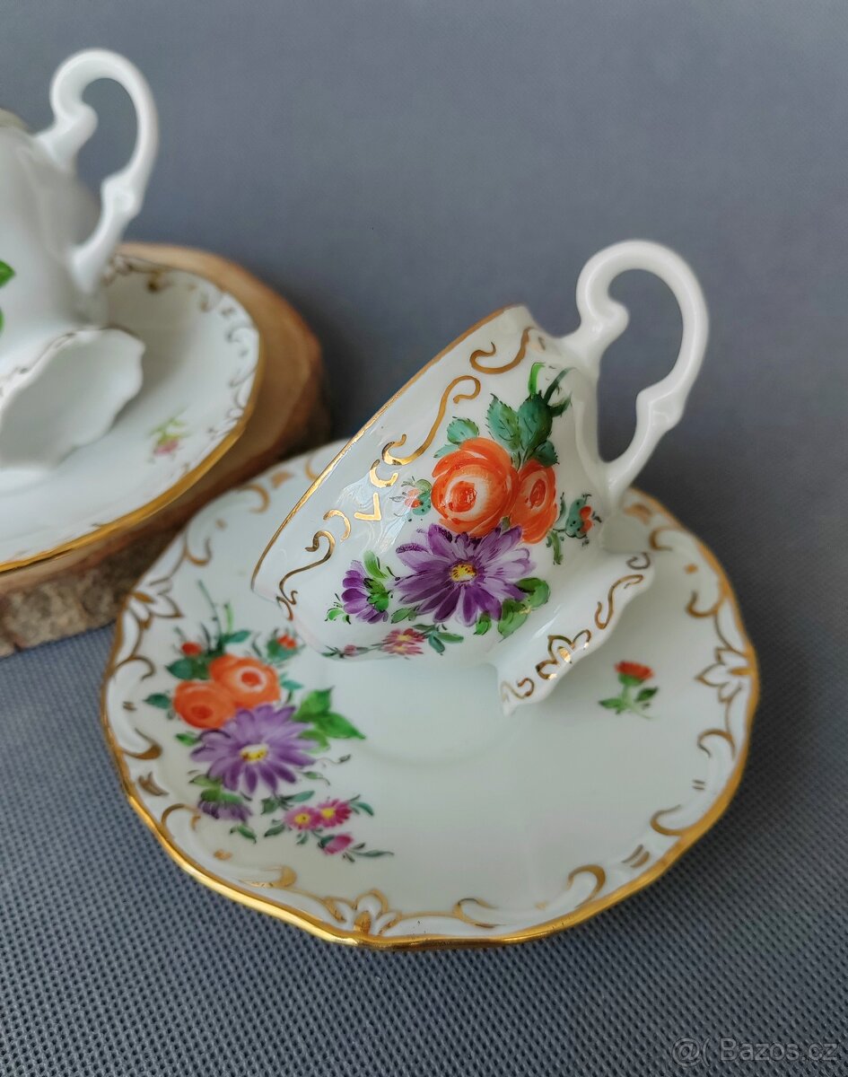 Krásný set porcelánových mokka šálků s podšálkem - 7