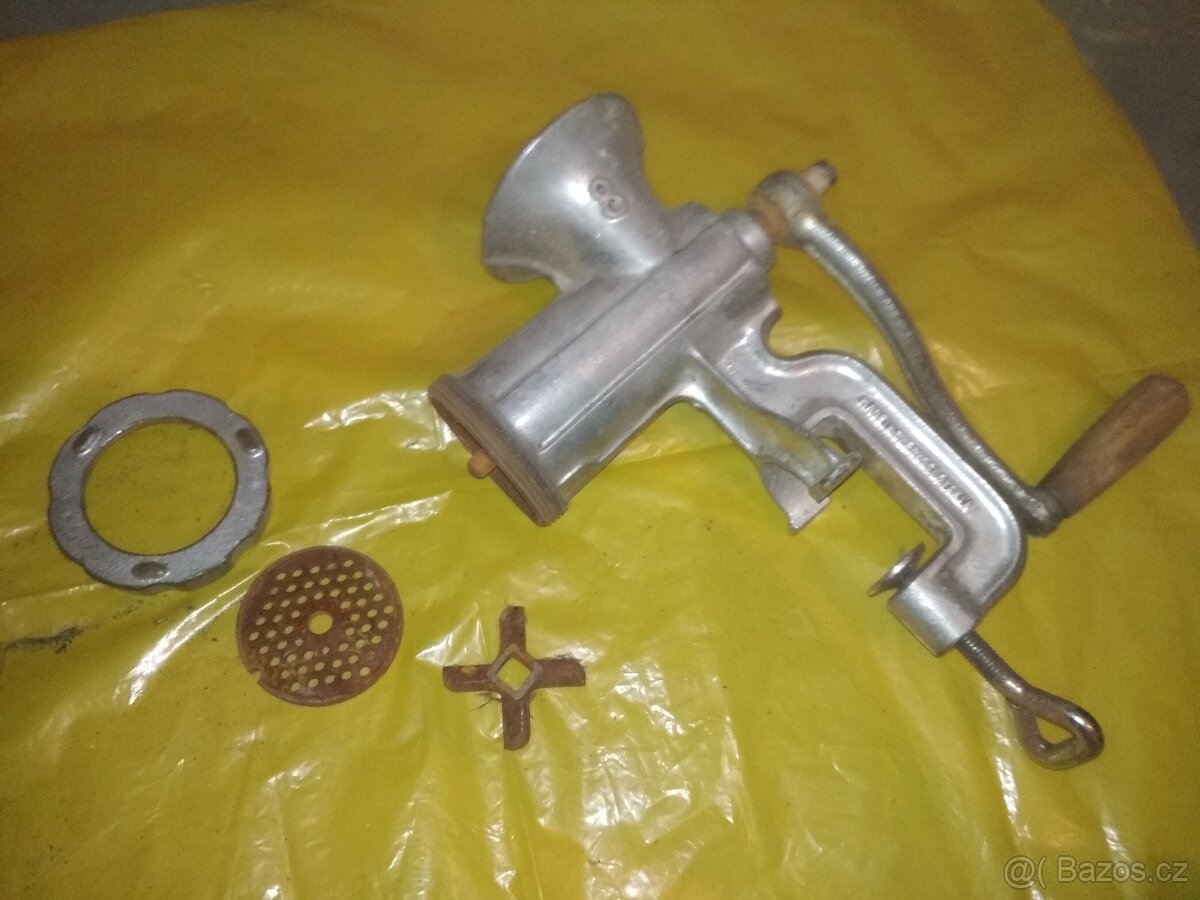 staré, mlýnky na maso,mák... - 7