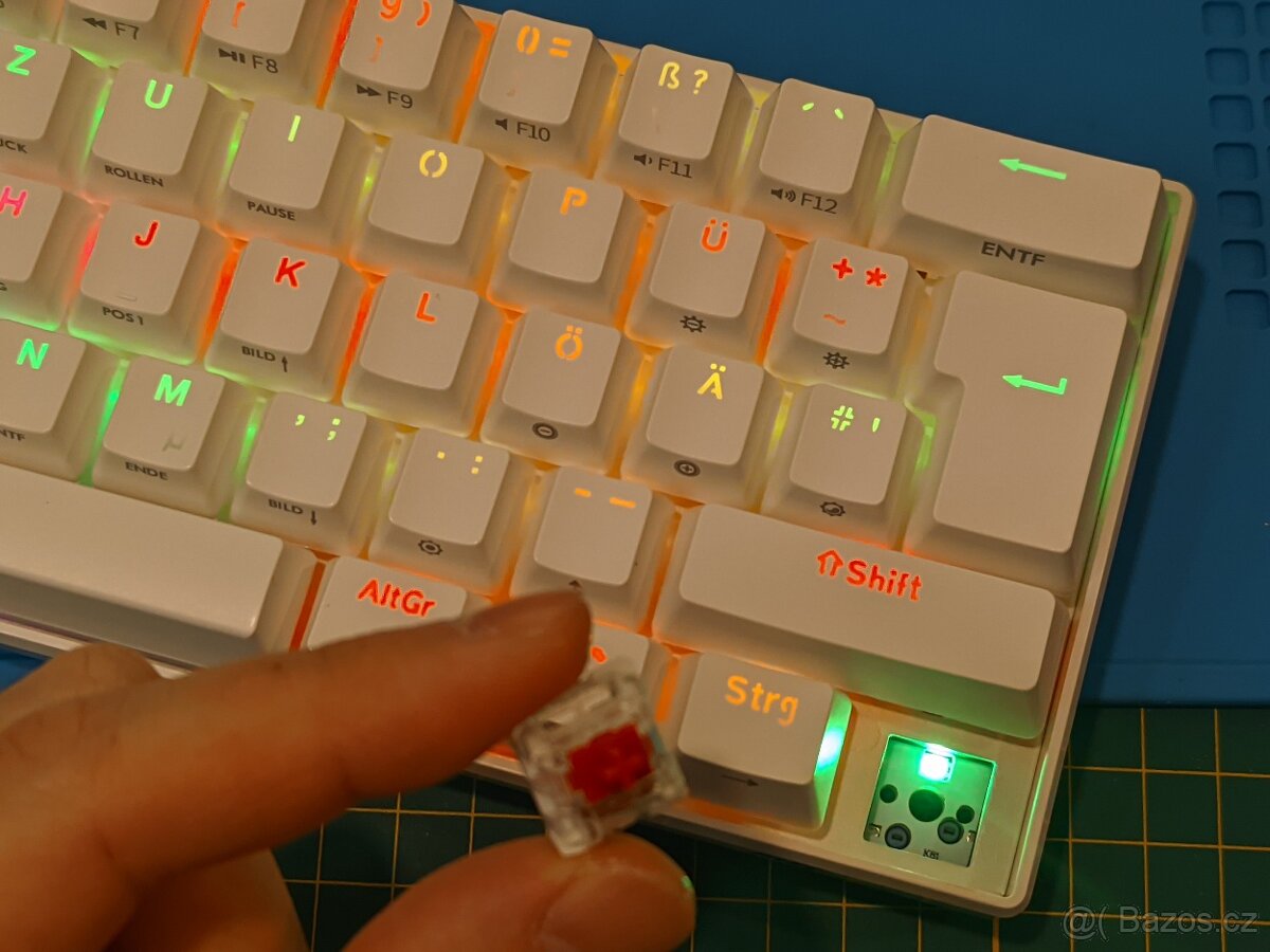 Klávesnice Royal Kludge RK61 - 7