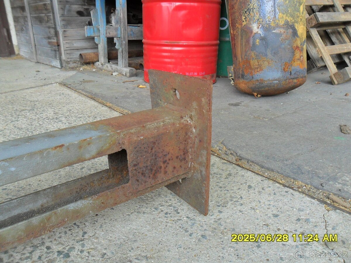 Zbytky hutního materiálu - 7