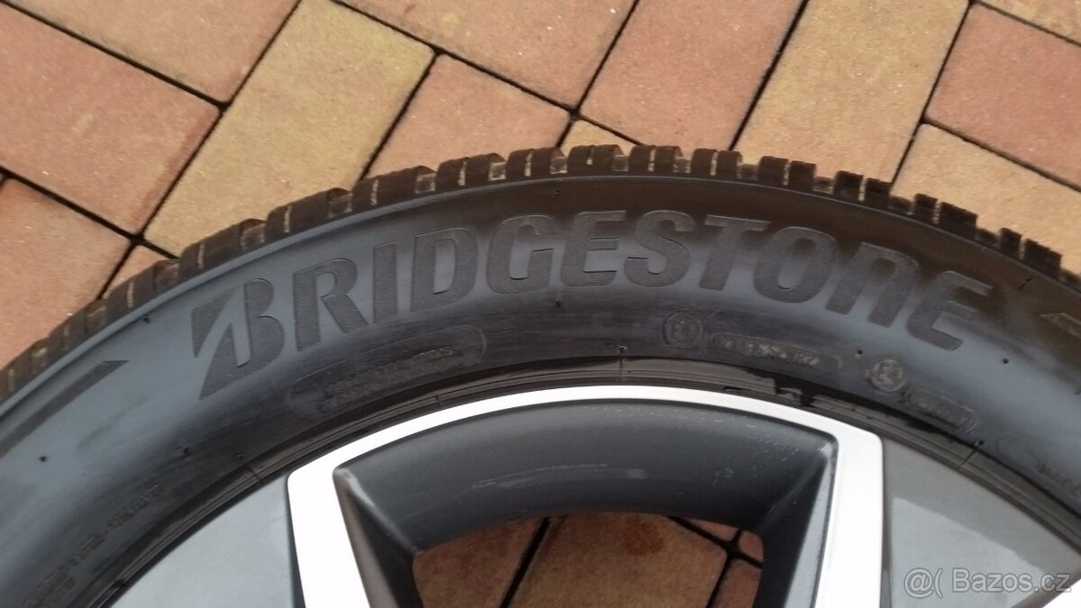 zimní sada TOYOTA C-HR R17 pneu 215/60/17 BICOLOR - 7