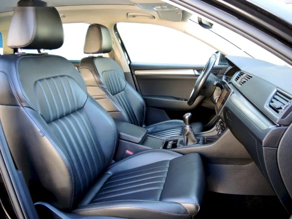 Škoda Superb, combi 1.6TDI 88kW Style - 7