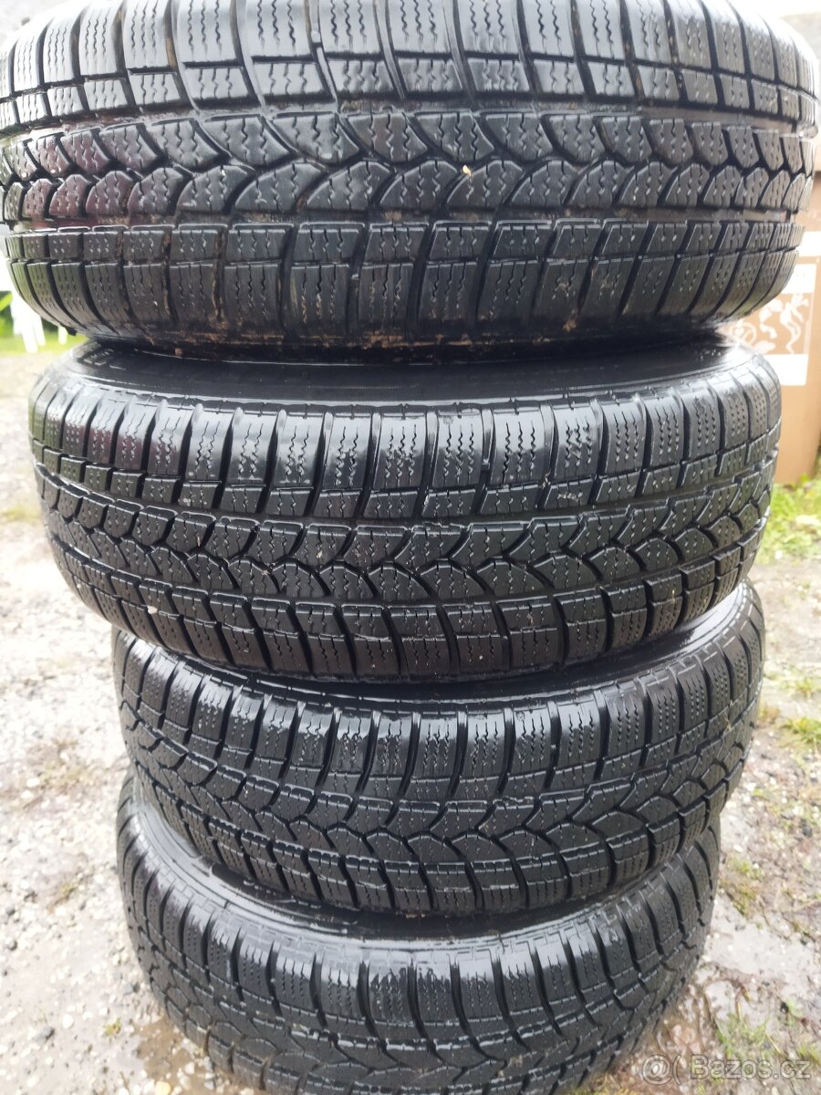 Prodám sadu ALU disků Nissan R15 4x114,3 - 7