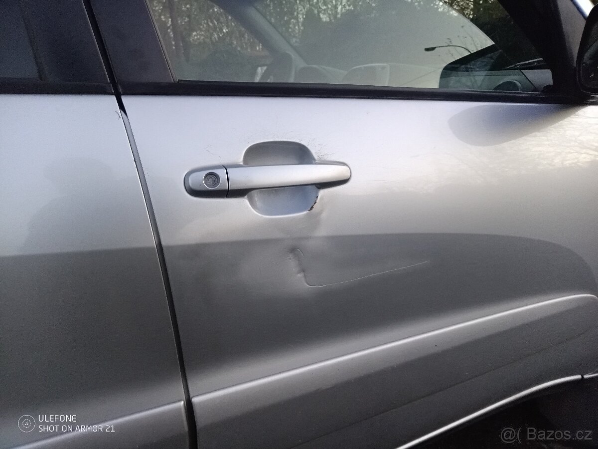 Toyota RAV4 - 2,0 110kw - benzín - 7