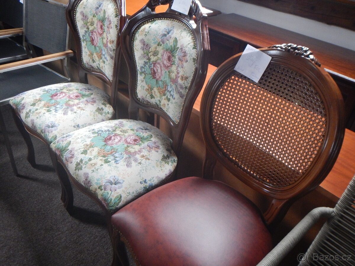 Křesílka a židle - 7