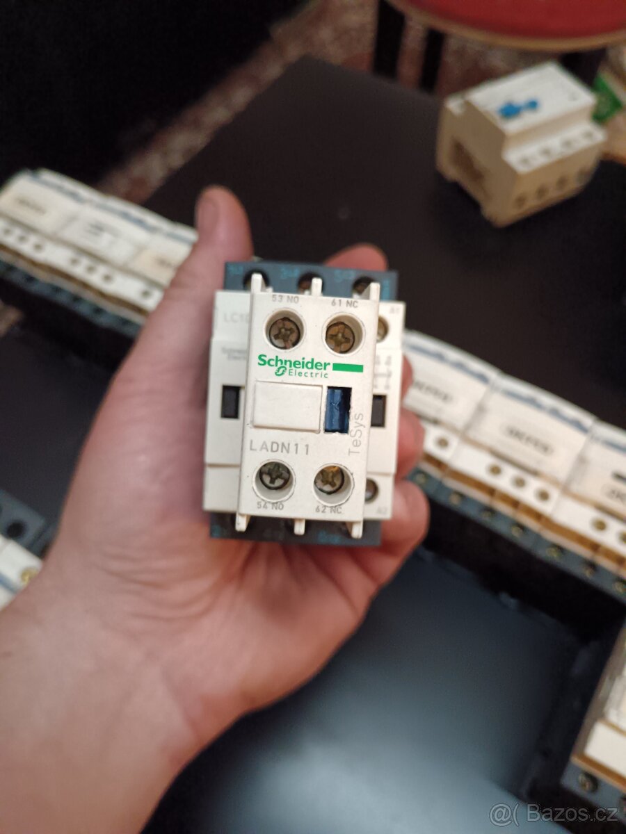 Stykače Schneider a telemecanique - 7