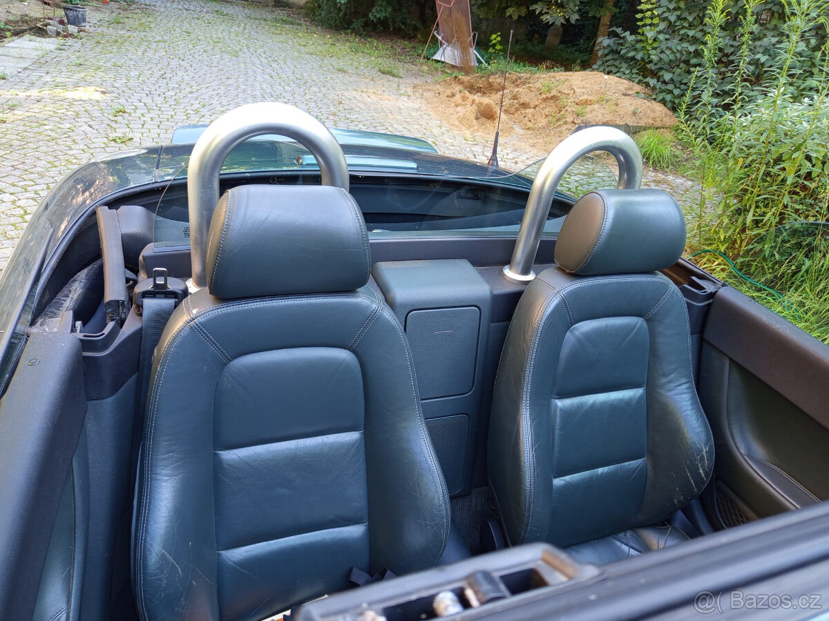 Audi TT Coupé 1,8T - Roadster - 7