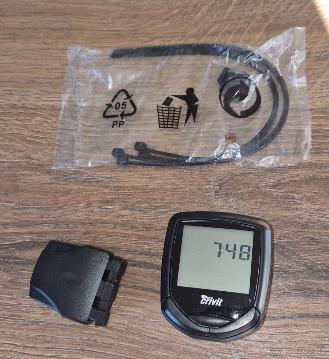 Cyklistická helma L + tachometr - 7