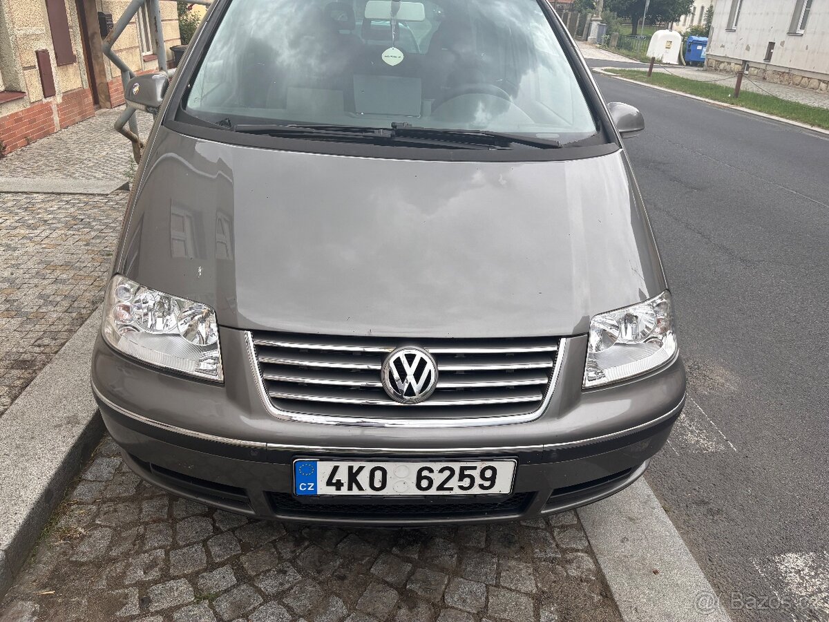 Sharan 2.0 TDi 7 místne - 7