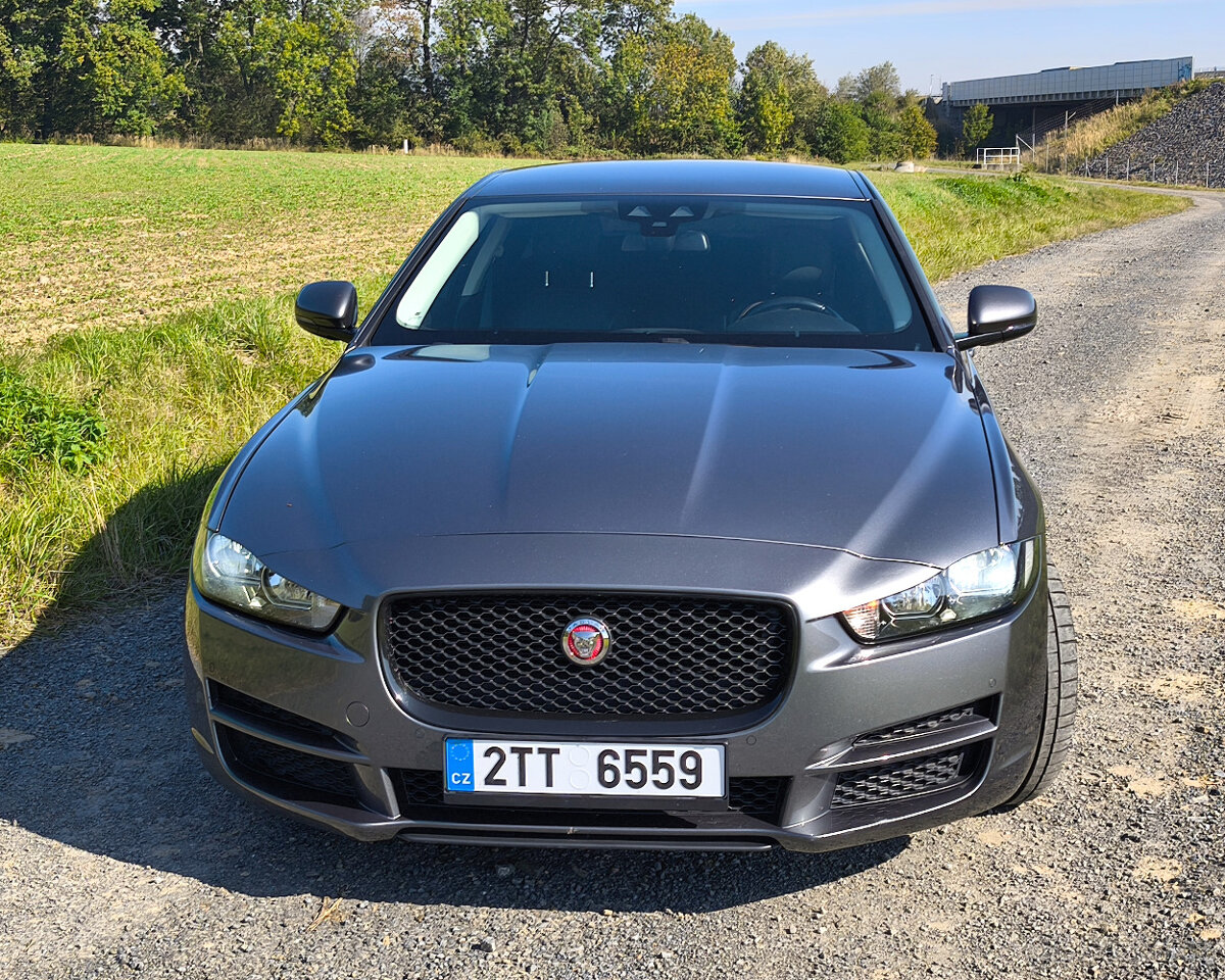 Prodám Jaguár XE 20D - 132 kW AT - 7