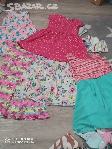 Dívčí set oblečení 6-8 let - 7