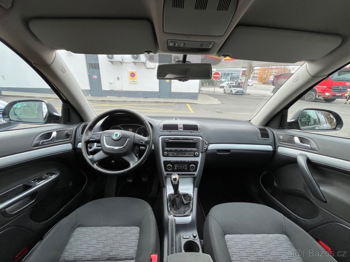 Škoda Octavia 1.6 TDi • 7/2011 • 77kw • 2 sady kol - 7