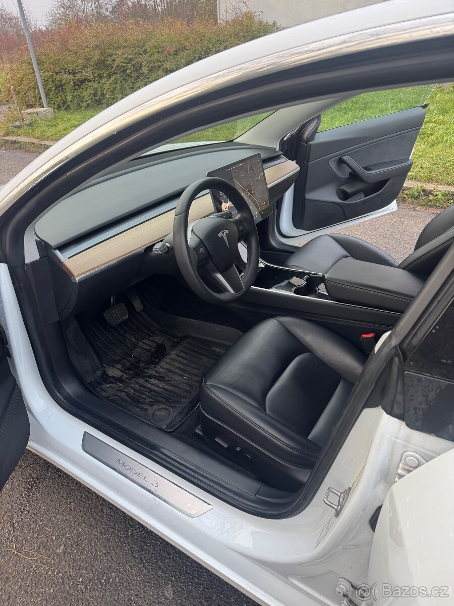 Tesla model3 - 7