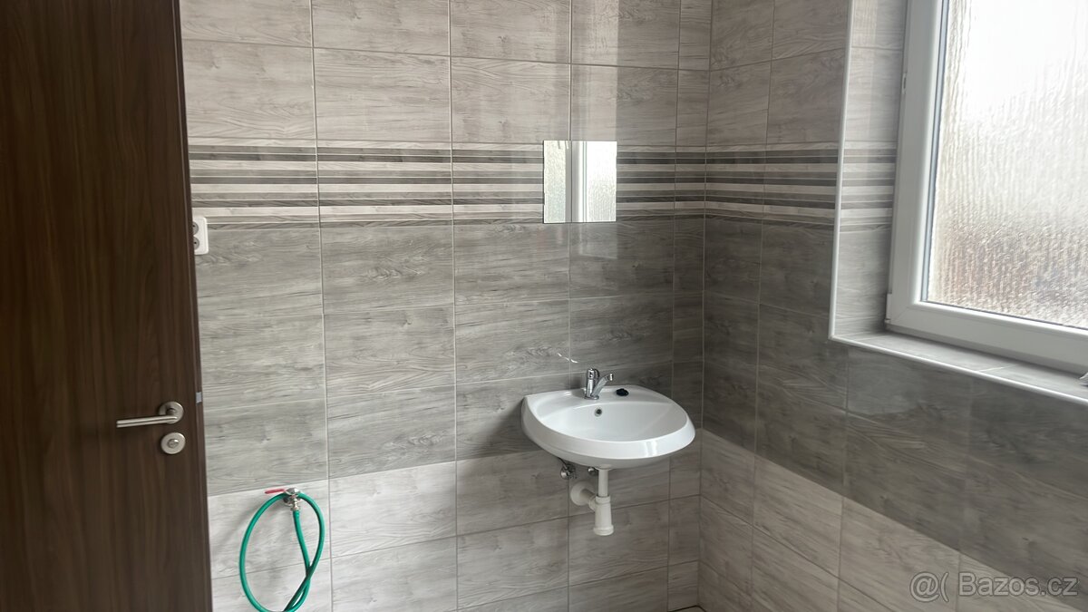 Pokoj k pronájmu - 7