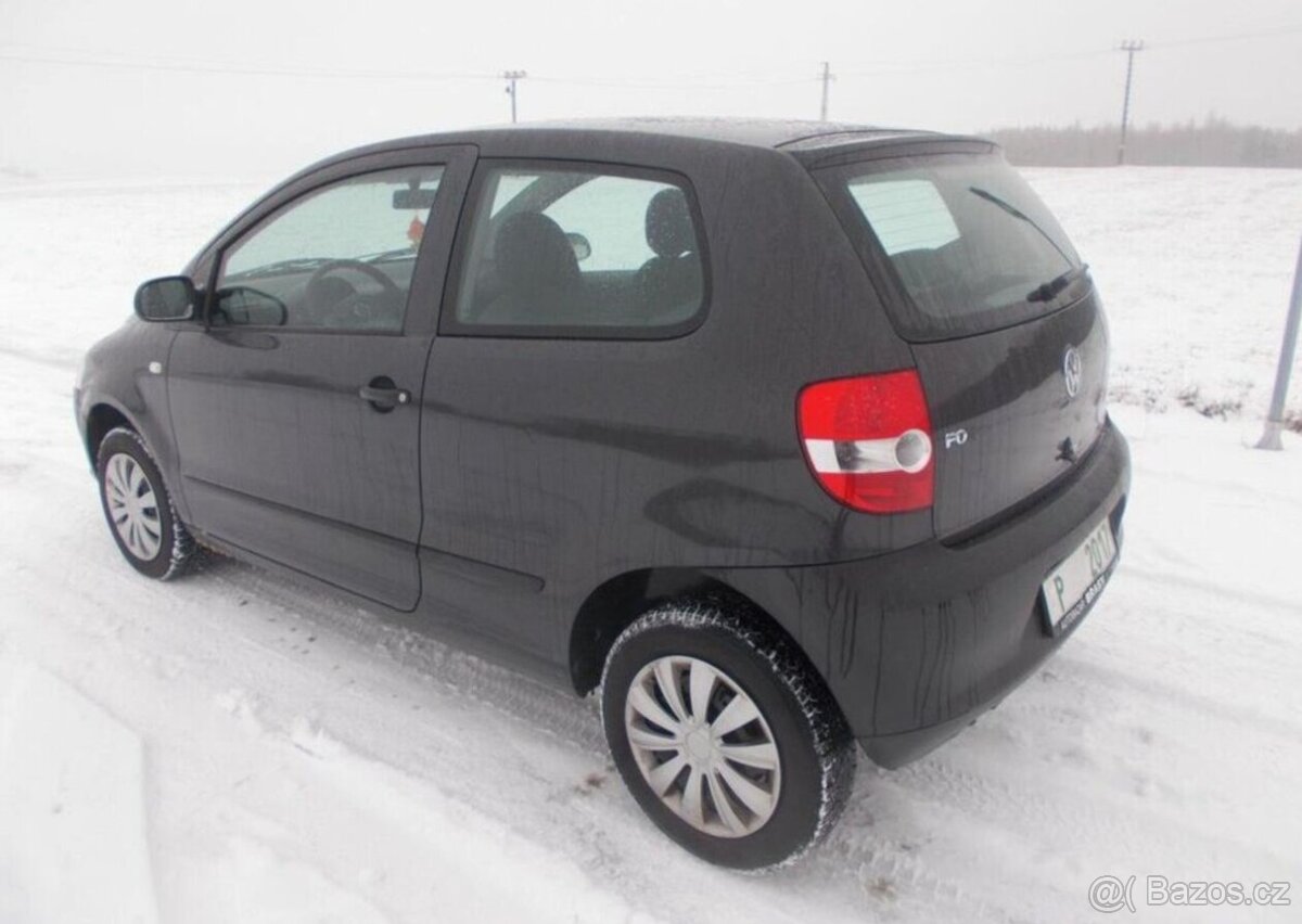 Volkswagen Fox 1,2 NOVÁ STK benzín manuál 40 kw - 7